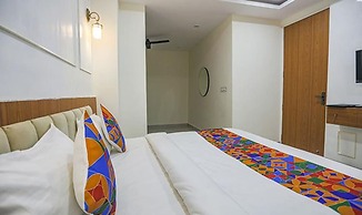 Fabhotel Cosmos
