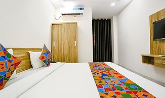 FabHotel New Silver Crown