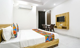 FabHotel New Silver Crown
