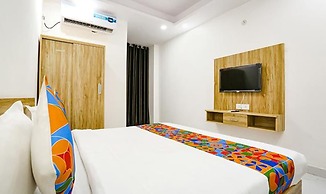 FabHotel New Silver Crown