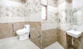 FabHotel New Silver Crown