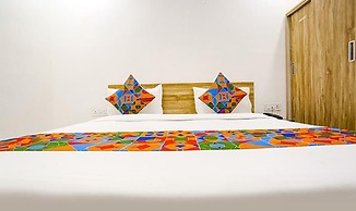 FabHotel New Silver Crown