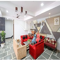 FabHotel New Silver Crown