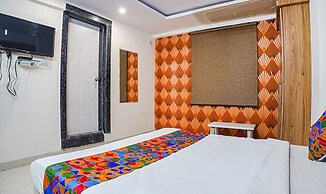 Fabhotel The Pannis