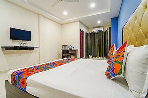 Fabhotel Central Inn Residency