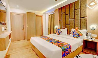 FabHotel Sunrise Suites