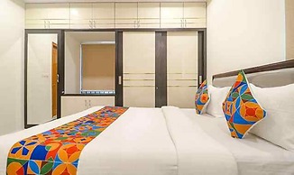 FabHotel SR Hitech City