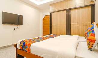 FabHotel SR Hitech City