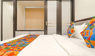 FabHotel SR Hitech City