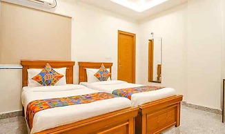 FabHotel SR Hitech City