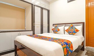 FabHotel SR Hitech City