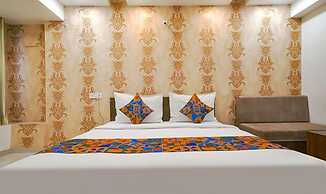 Fabhotel Ten Eleven