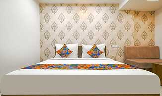 Fabhotel Ten Eleven