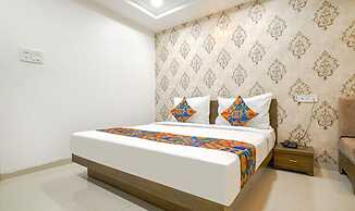 Fabhotel Ten Eleven
