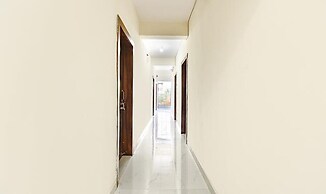 FabHotel Silver 9