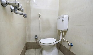Fabhotel Lily Grand