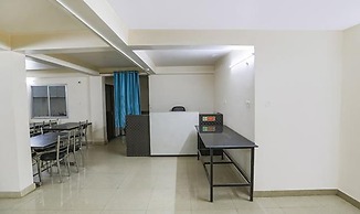 Fabhotel Lily Grand