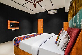Fabhotel The Life