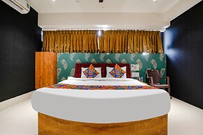 Fabhotel The Life