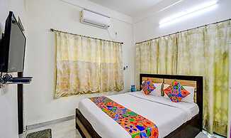 FabHotel Moon Residency