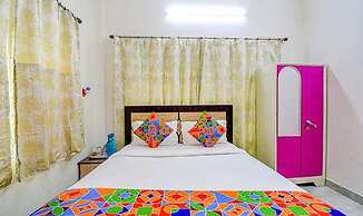 FabHotel Moon Residency