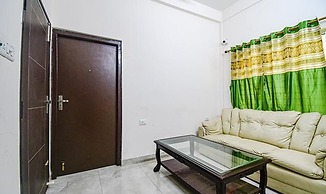 FabHotel Moon Residency
