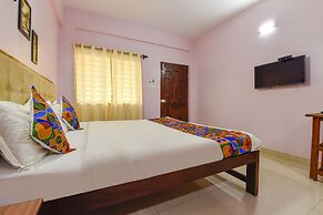 FabHotel Morjim Paradise