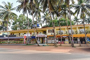 FabHotel Morjim Paradise
