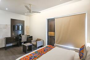 FabHotel Rivlet Residency
