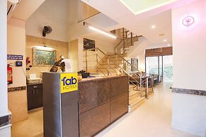 FabHotel Rivlet Residency
