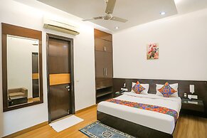 FabHotel Rivlet Residency