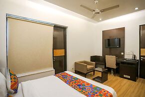 FabHotel Rivlet Residency