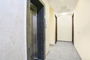 FabHotel Royal Orbit
