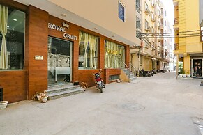 FabHotel Royal Orbit