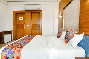 Fabhotel Kyra