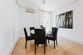 Valencia Luxury - Boutique Center