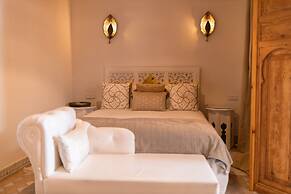 RIAD NILA