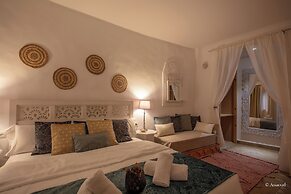 RIAD NILA