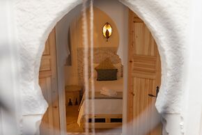 RIAD NILA