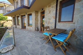 DOLPHIN BAY BOUTIQUE COMPLEX Sozopol