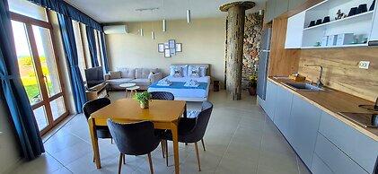 DOLPHIN BAY BOUTIQUE COMPLEX Sozopol