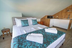 DOLPHIN BAY BOUTIQUE COMPLEX Sozopol