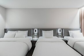 Cloudin Hotel Mokpo Peace Square branch