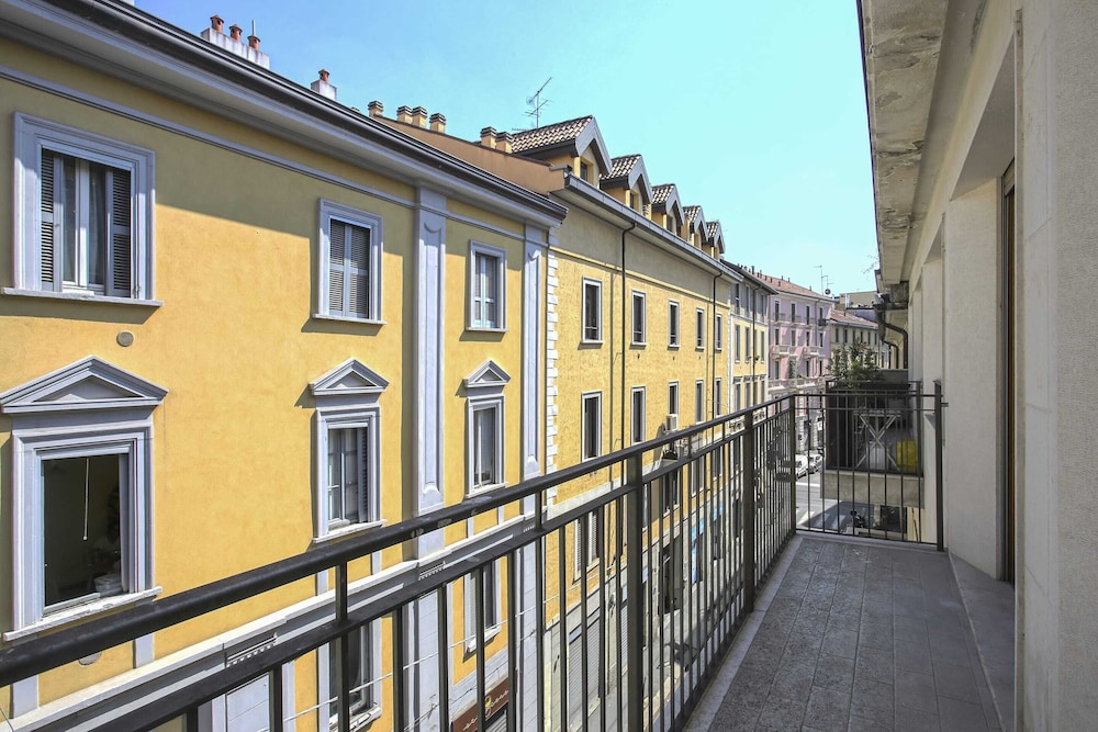 Milan Chic Suite 6