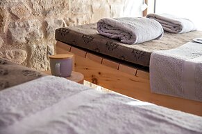 Aura Relais
