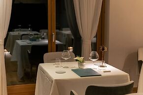 Aura Relais