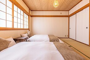 Precious House Nipponbashi