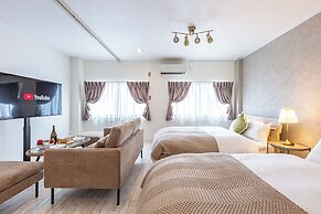 Precious House Nipponbashi