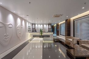 Econest Hotel