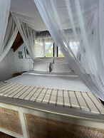 The Overhang